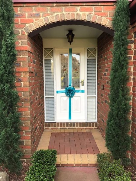 Front Door Bow | Real Estate Bow